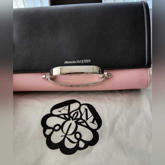 Alexander McQueen Black & Pink The Story Crossbody Bag Small - Like New W/ Tags! - Picture 5 of 9